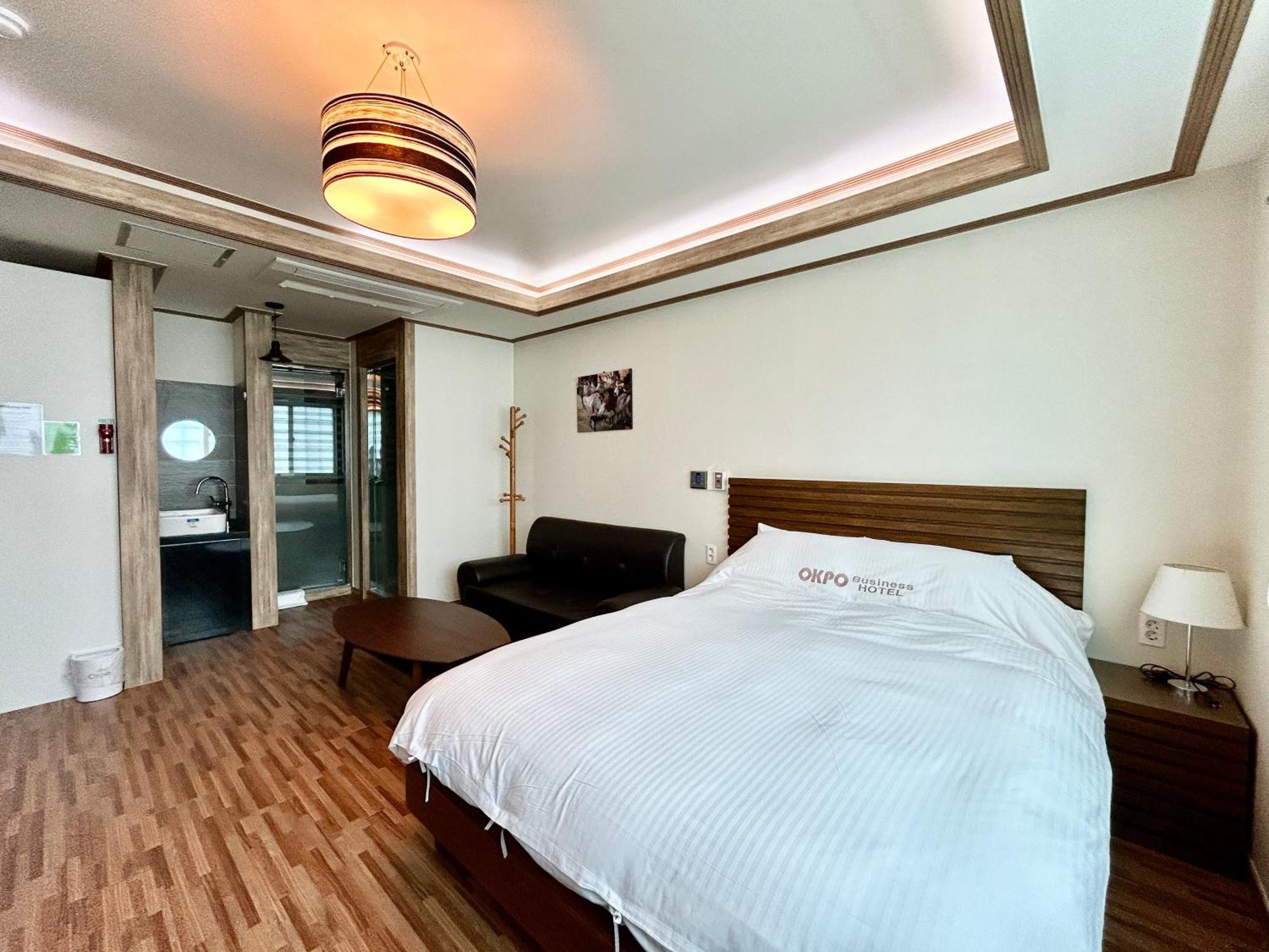 Okpo Business Hotel Kodzse Kültér fotó